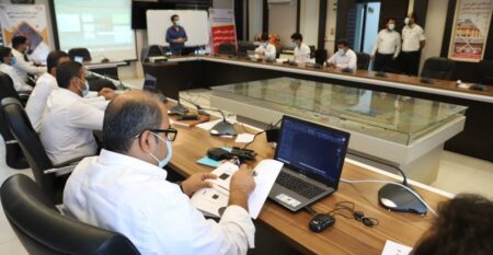 اتوکد میانه اتوکد میانه